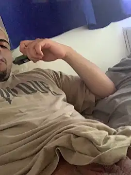 Snapshot of Casal_Safado_ chatting on 12-28-24, 06:50 Casal Safado  online show from 12-28-24, 06:50