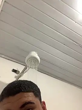 Snapshot of Casal_Safado_ chatting on 12-14-25, 04:29 Casal Safado online show from 12-14-25, 04:29