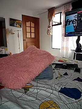 Snapshot of manuela_star chatting on 10-05-25, 04:38 manuela star online show from 10-05-25, 04:38