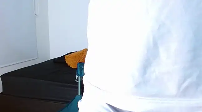 frank myles online show from 02-12-25, 02:14