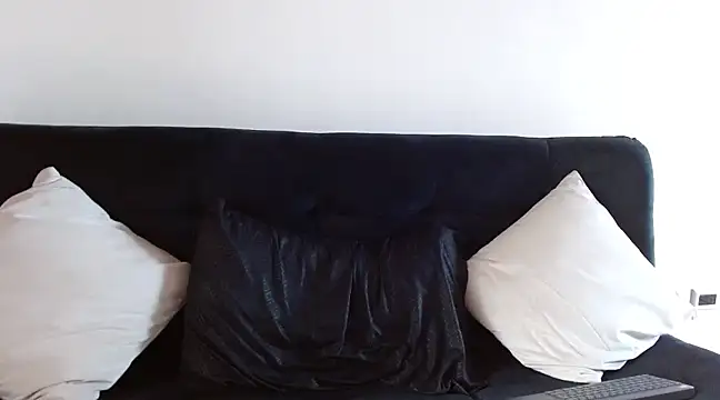 frank myles online show from 03-10-25, 01:43