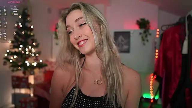 Alexis   Texas online show from 12-31-24, 02:14