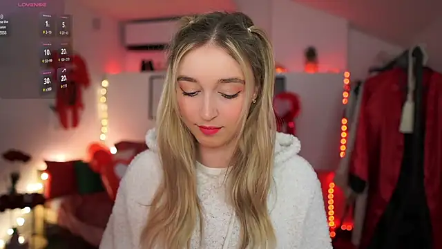 Alexis   Texas online show from 02-16-25, 07:16