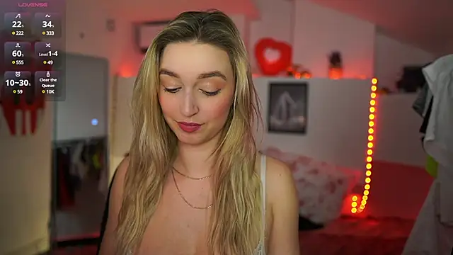 Alexis   Texas online show from 03-12-25, 10:50