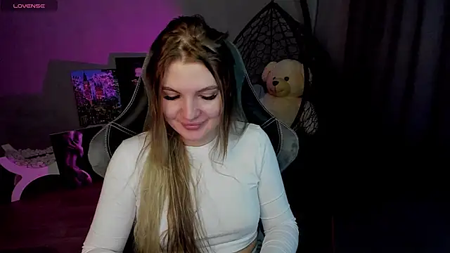 Snapshot of lily_williamss chatting on 01-24-25, 03:32 lily williamss online show from 01-24-25, 03:32