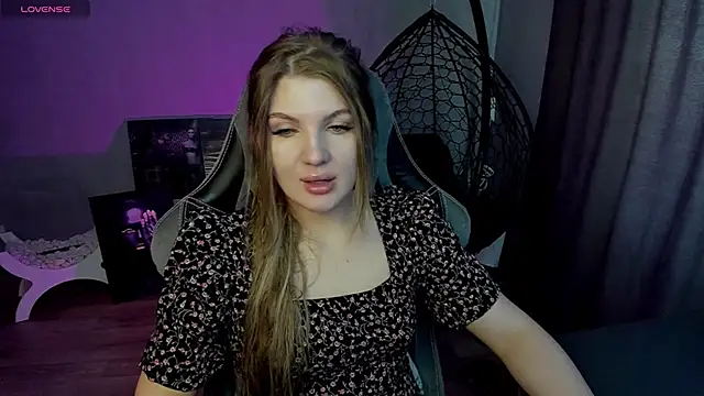 Snapshot of lily_williamss chatting on 03-14-25, 04:10 lily williamss online show from 03-14-25, 04:10