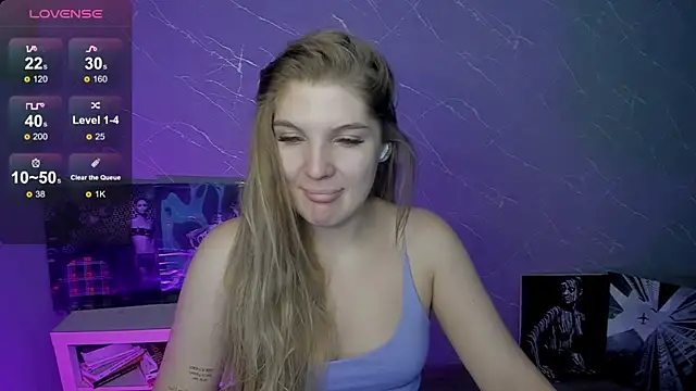 Snapshot of lily_williamss chatting on 07-19-26, 11:52 lily williamss online show from 07-19-26, 11:52