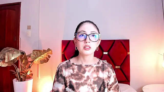 Emilywatsonn online show from 03-14-26, 12:28