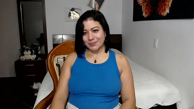 EmilyPeytonn online show from 02-24-25, 10:03