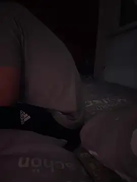 Snapshot of Bennyben8604 chatting on 01-12-25, 05:03 Bennyben8604 online show from 01-12-25, 05:03