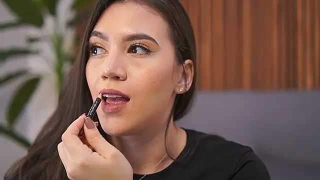 Amelia Rouse online show from 02-28-25, 10:17