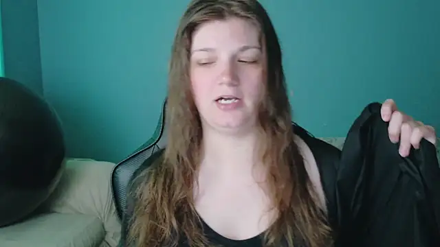 TreeJeanne online show from 06-22-26, 07:55