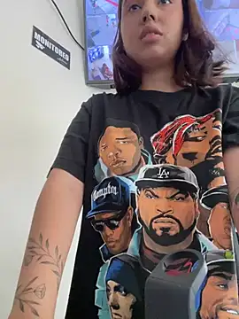 Lia sex69 online show from 02-14-25, 03:15