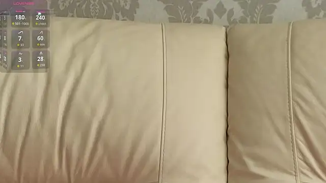 hannah lourens online show from 04-25-26, 01:41