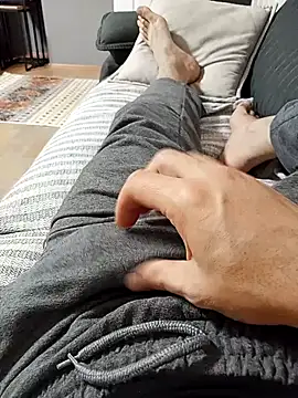 Snapshot of xozox chatting on 11-23-25, 10:53 xozox online show from 11-23-25, 10:53