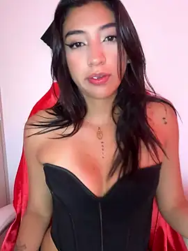 Snapshot of _Aura- chatting on 11-30-25, 12:36 Aura- online show from 11-30-25, 12:36