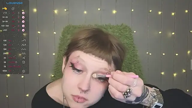 kortny yo online show from 12-30-24, 02:42