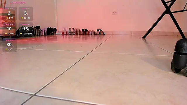 Snapshot of Kimmroggerr chatting on 02-19-25, 08:52 Kimmroggerr online show from 02-19-25, 08:52