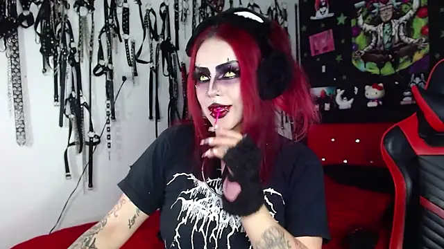 Snapshot of jannaink_ chatting on 12-23-24, 02:45 jannaink  online show from 12-23-24, 02:45