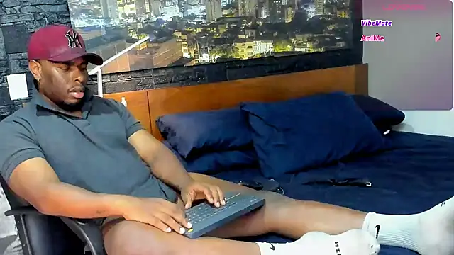thomas santtos1 online show from 02-16-25, 08:55