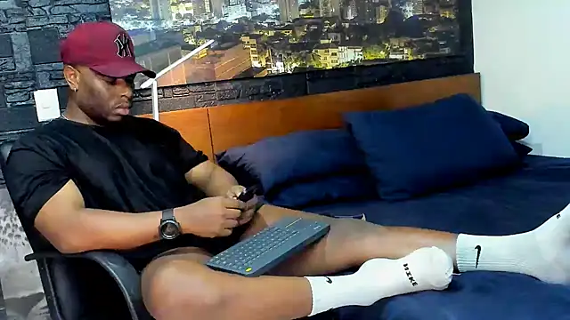thomas santtos1 online show from 03-11-25, 08:42