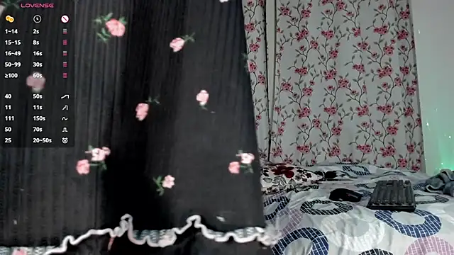 Snapshot of k_sensual chatting on 02-13-26, 06:53 k sensual online show from 02-13-26, 06:53