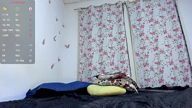 Snapshot of k_sensual chatting on 04-11-26, 07:45 k sensual online show from 04-11-26, 07:45