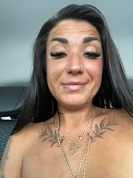 Snapshot of RuslanaXX chatting on 02-10-25, 08:31 RuslanaXX online show from 02-10-25, 08:31