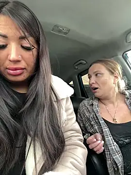 Snapshot of RuslanaXX chatting on 11-15-25, 02:53 RuslanaXX online show from 11-15-25, 02:53