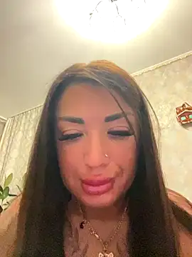 Snapshot of RuslanaXX chatting on 12-05-25, 01:58 RuslanaXX online show from 12-05-25, 01:58