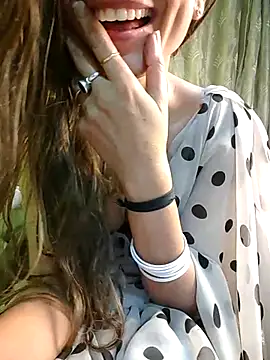 Snapshot of seductivegirl55 chatting on 02-21-25, 08:05 seductivegirl55 online show from 02-21-25, 08:05