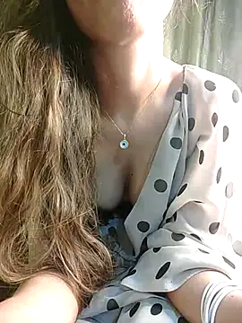 Snapshot of seductivegirl55 chatting on 03-10-25, 05:50 seductivegirl55 online show from 03-10-25, 05:50