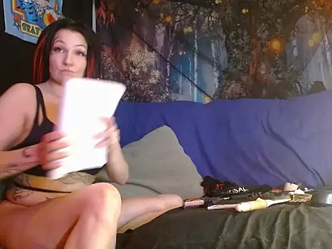 Snapshot of HighCityHoney chatting on 04-22-26, 06:31 HighCityHoney online show from 04-22-26, 06:31
