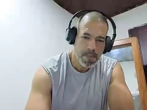 Snapshot of jackbigcock11 chatting on 06-03-26, 02:33 jackbigcock11 online show from 06-03-26, 02:33