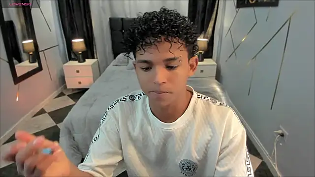 Noah Smith04 online show from 03-01-25, 01:07