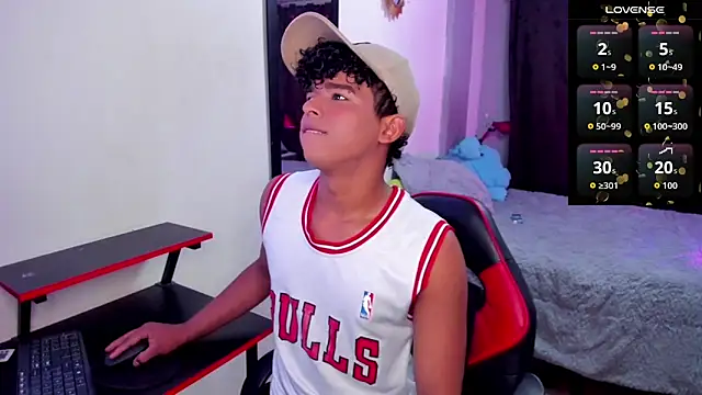 Noah Smith04 online show from 10-06-25, 07:55