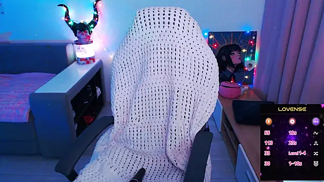 Snapshot of AmyBoop chatting on 03-06-25, 07:10 AmyBoop online show from 03-06-25, 07:10