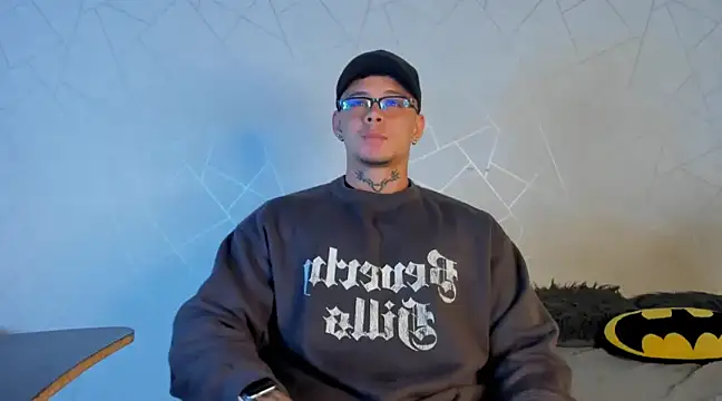 NoahhBrown online show from 01-20-25, 03:37