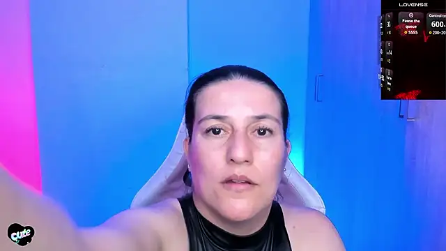 Saskyaa online show from 03-19-26, 01:42