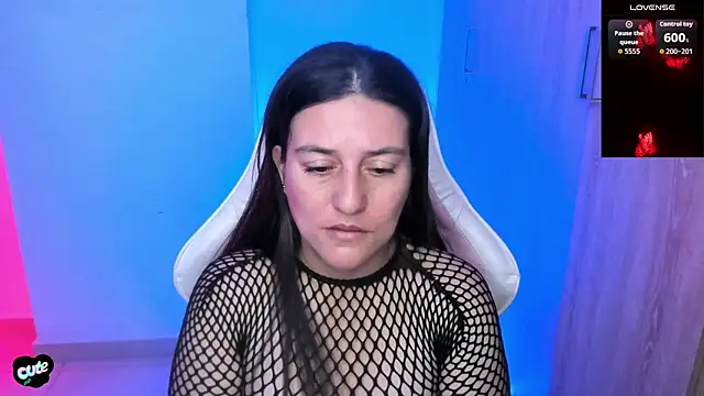 Saskyaa online show from 03-26-26, 04:12