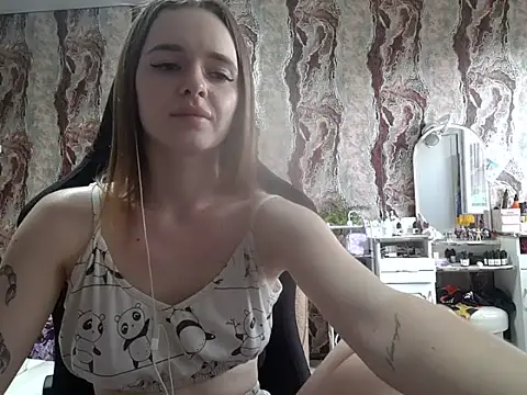 Snapshot of samanta55555 chatting on 06-24-26, 10:47 samanta55555 online show from 06-24-26, 10:47
