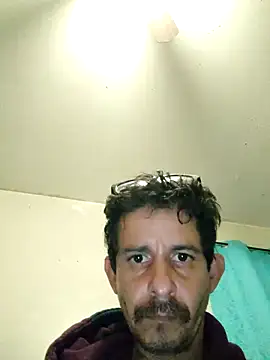 Snapshot of LongDickZee562 chatting on 01-04-25, 12:05 LongDickZee562 online show from 01-04-25, 12:05