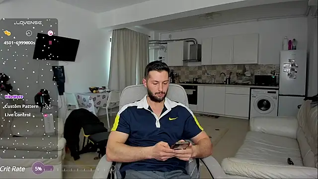 Snapshot of ZackFraser chatting on 03-07-25, 11:18 ZackFraser online show from 03-07-25, 11:18