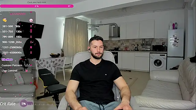 Snapshot of ZackFraser chatting on 03-19-25, 08:34 ZackFraser online show from 03-19-25, 08:34