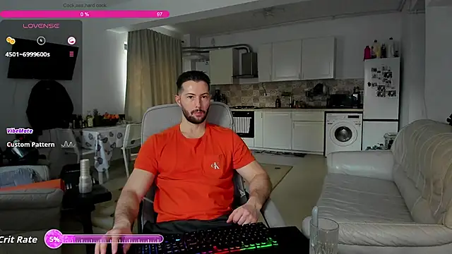 Snapshot of ZackFraser chatting on 12-04-25, 10:24 ZackFraser online show from 12-04-25, 10:24