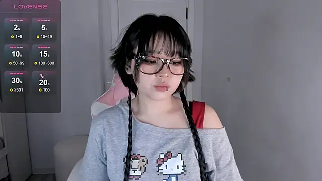 hee young11 online show from 02-17-26, 06:47