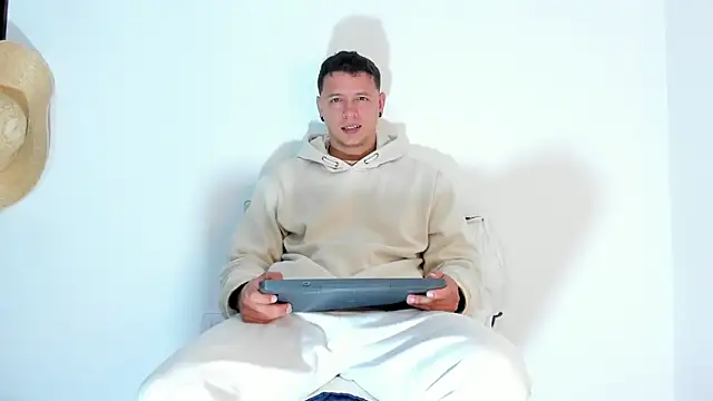 MITCHELL BURNS online show from 02-24-25, 12:16