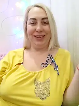 HotJanet online show from 01-13-25, 03:26