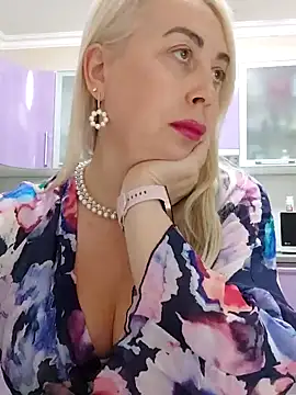 HotJanet online show from 01-28-25, 03:46