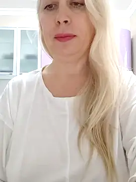 HotJanet online show from 02-06-25, 12:37